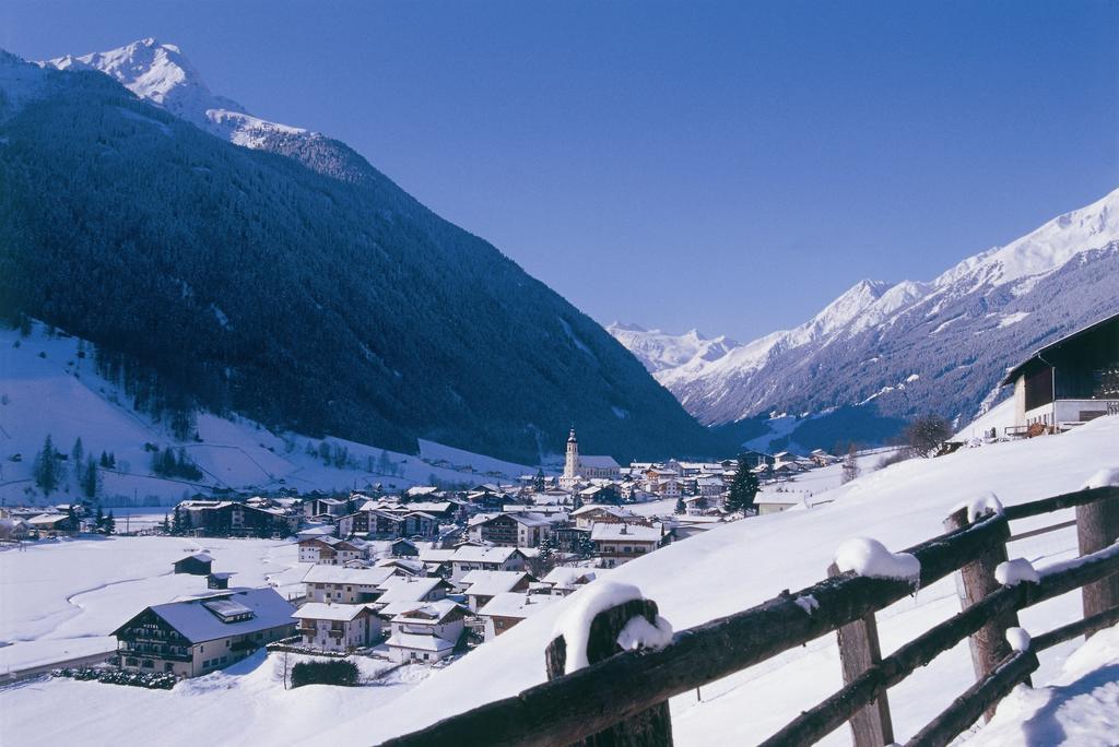 Sportpension Elisabeth Neustift im Stubaital Exteriör bild